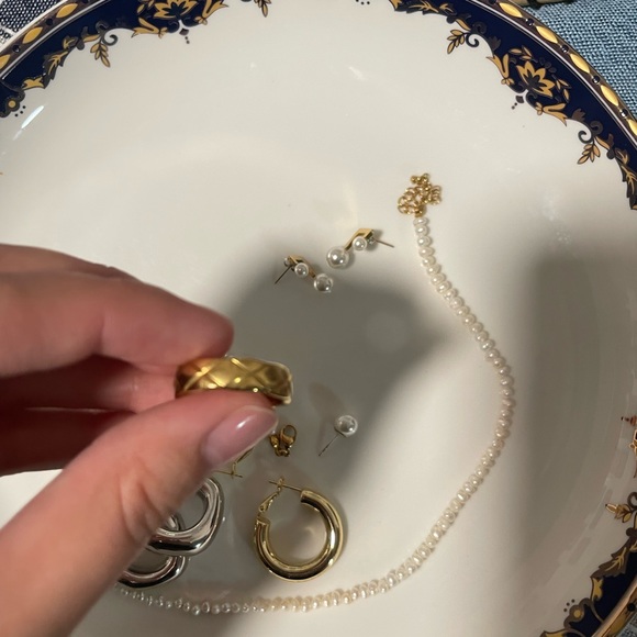 Jewelry bundle moving sale - Picture 4 of 6